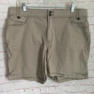 Lee Comfort Waistband Khaki Shorts - Size 16